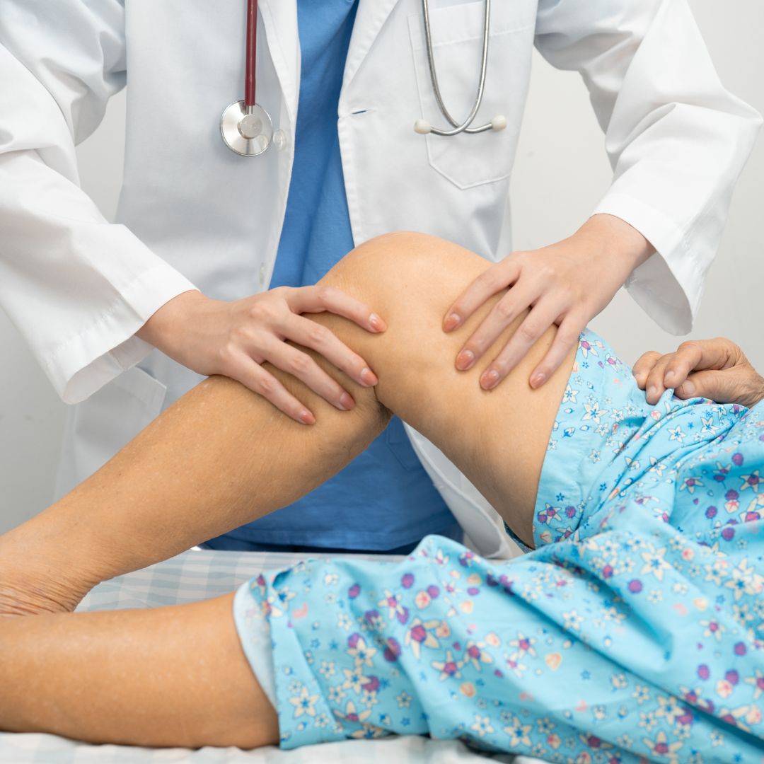 Dr. Anil Raheja in surgery